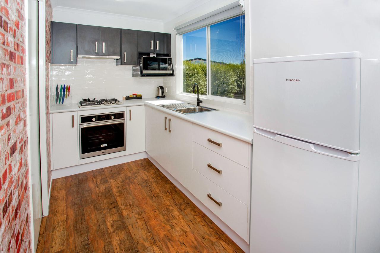 Big4 Traralgon Park Lane Holiday Park ภายนอก รูปภาพ