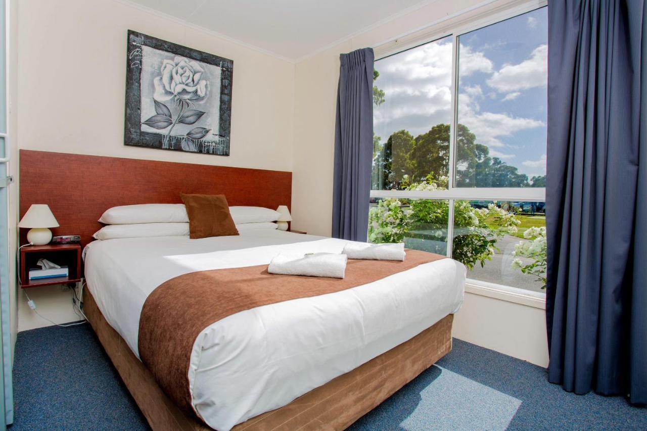 Big4 Traralgon Park Lane Holiday Park ภายนอก รูปภาพ