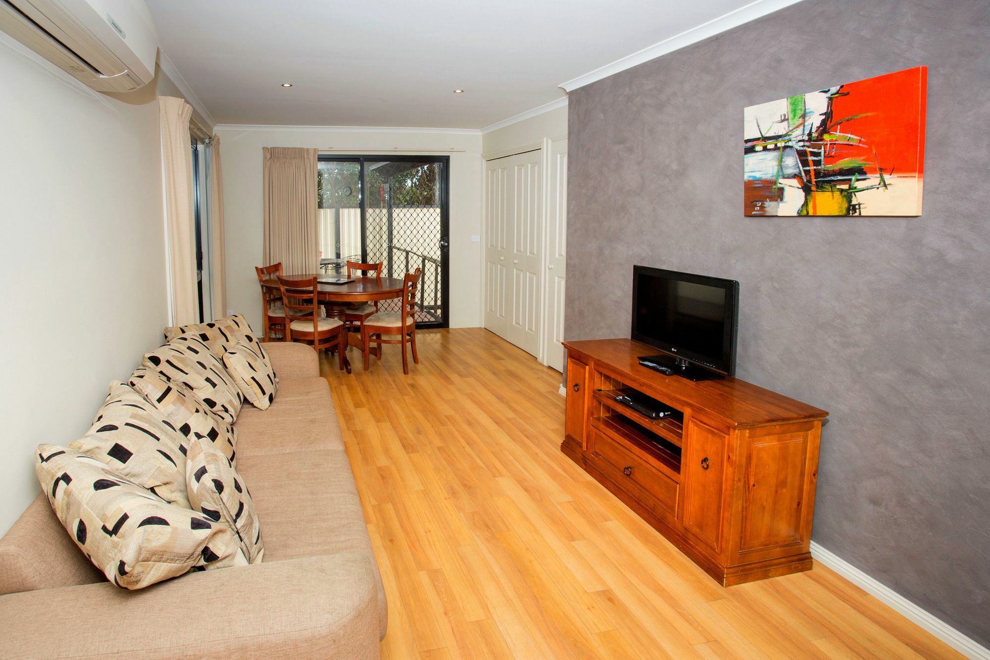 Big4 Traralgon Park Lane Holiday Park ภายนอก รูปภาพ
